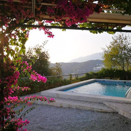 Villa Casa Lola Sayalonga Exterior foto