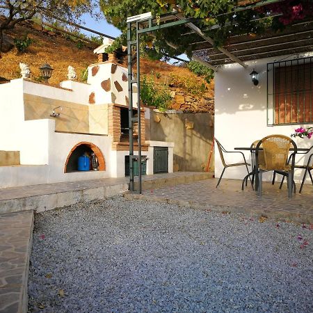 Villa Casa Lola Sayalonga Exterior foto