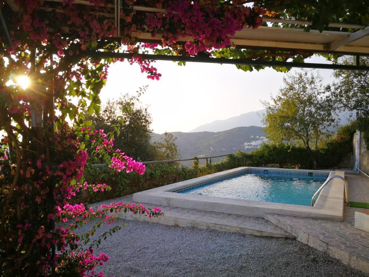 Villa Casa Lola Sayalonga Exterior foto