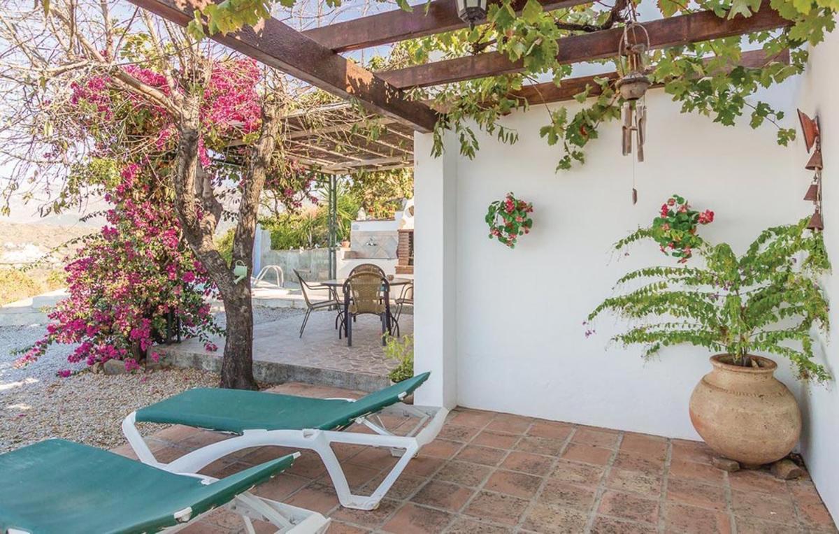 Villa Casa Lola Sayalonga Exterior foto